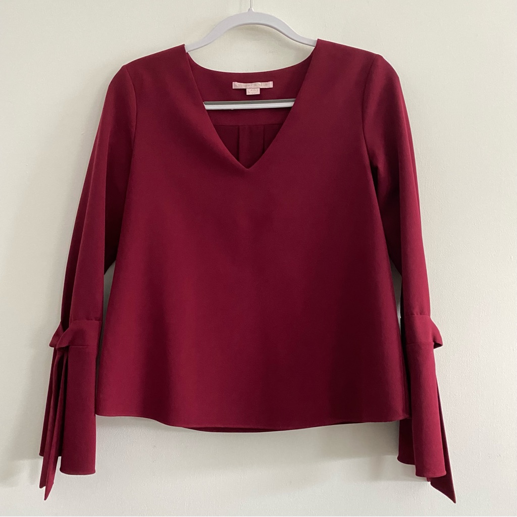 Cooper & Ella Isabel Tie-Sleeve V-Neck Top - Wine, Small - Preowned
